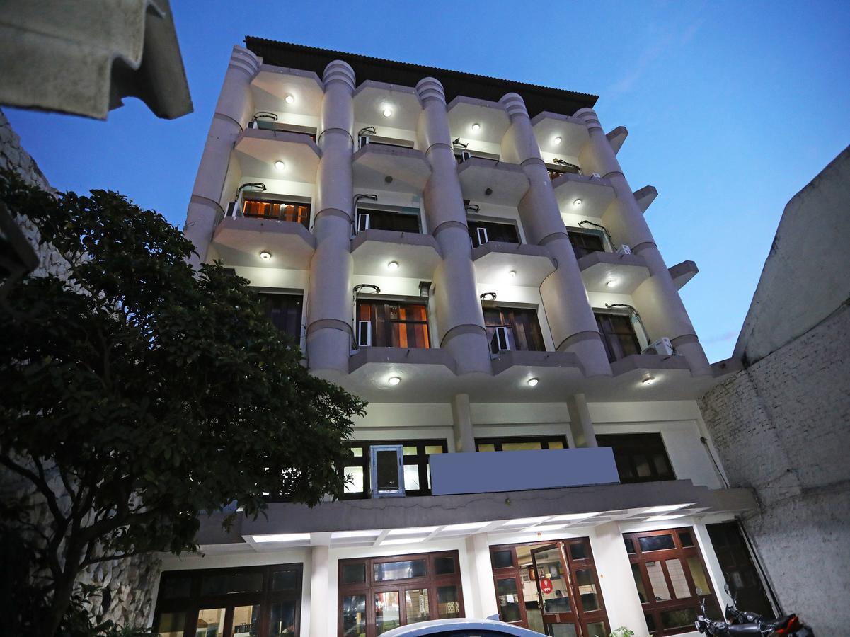 Oyo 9713 Hotel Regency Аджмер Экстерьер фото